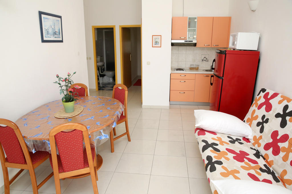 Apartmani Ukalovic ザダル エクステリア 写真