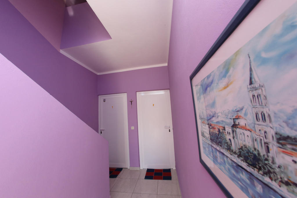 Apartmani Ukalovic ザダル 部屋 写真