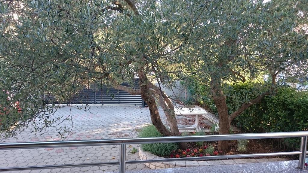 Apartmani Ukalovic ザダル エクステリア 写真